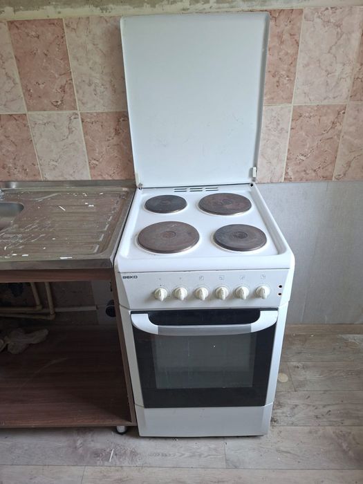 Продам электроплиту