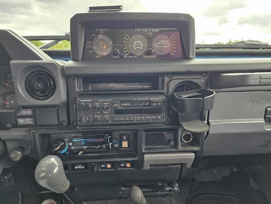 Toyota Land Cruiser kzj 73