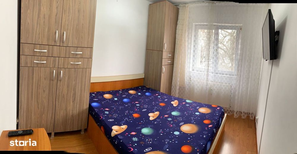 Berceni - Piata Resita, apartament 2 camere, et 1/4, semidecomandat