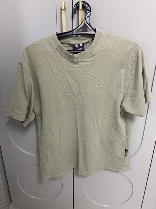 Базовые Футболки