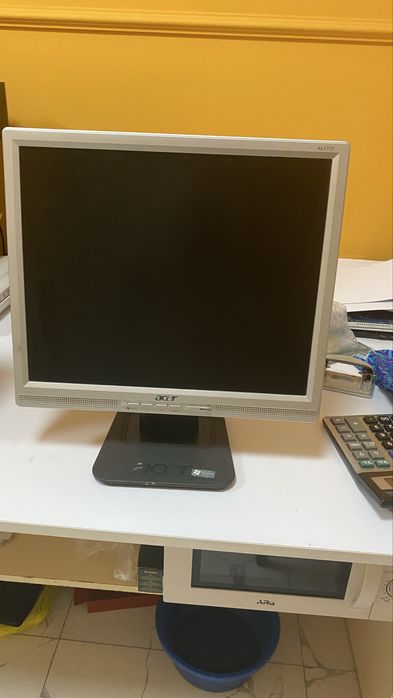 Продам мониторы по 5 тыс