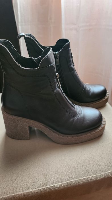 Зимни боти от естествена кожа iloz