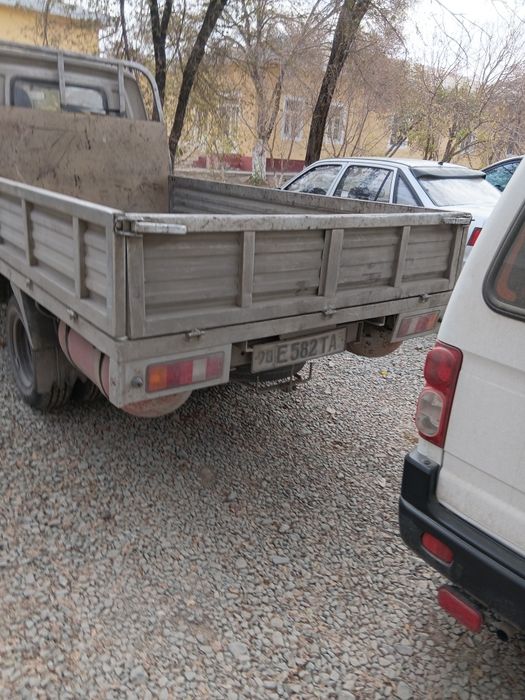 Донгфенг машина сотилади