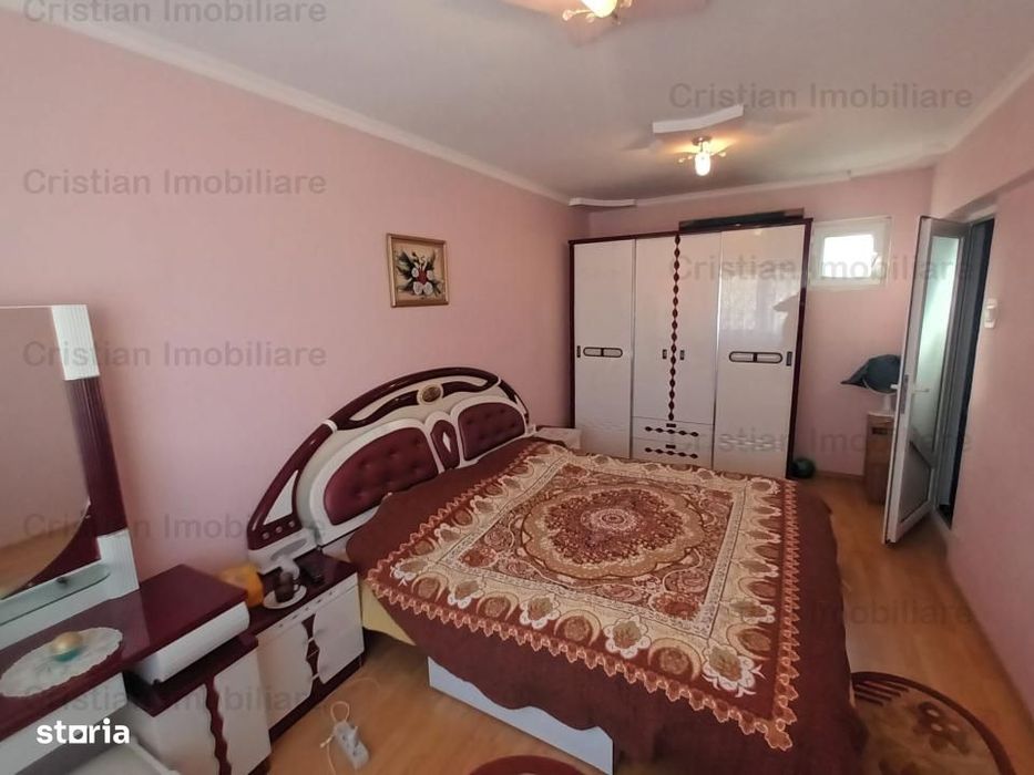 Apartament 3 camere confort 1 decomandat zona Vidin
