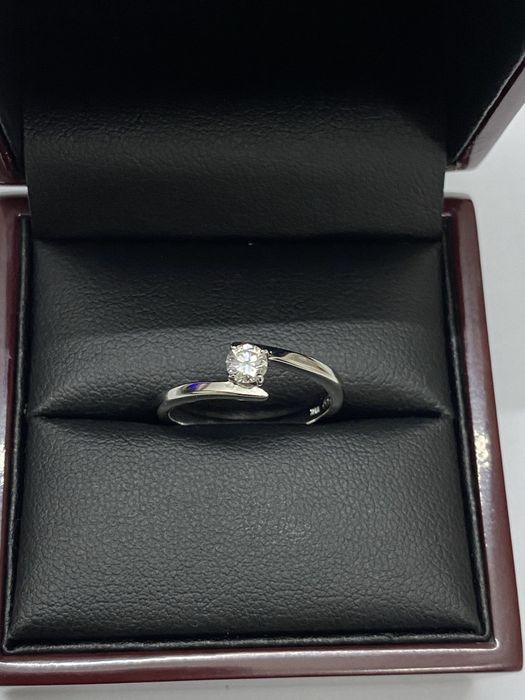 Inel cu Diamant 0,25 Karat NOU!!