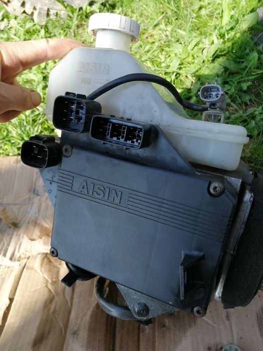 Pompa Pajero 3 ABS servo frână centrală cu calculator și butelie