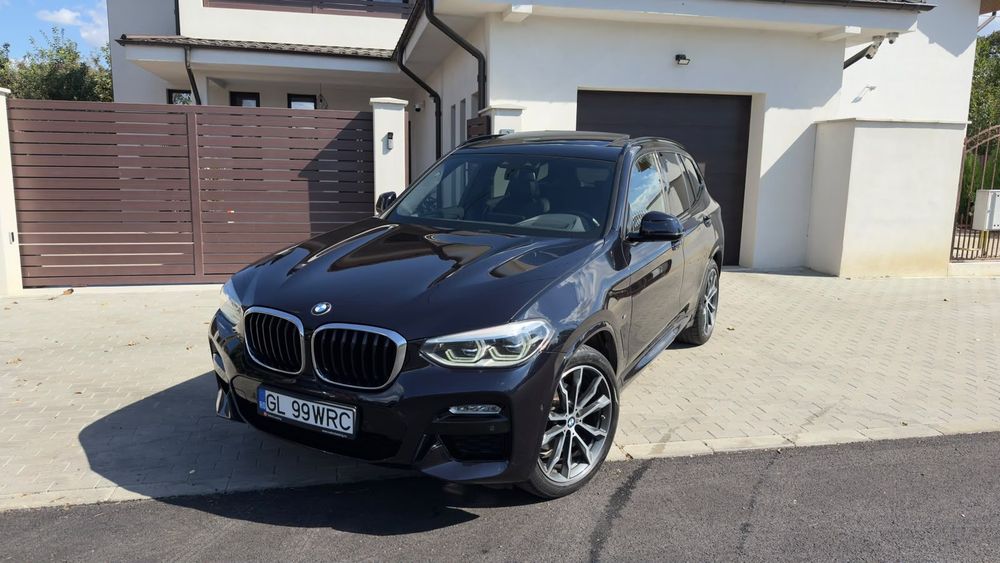 BMW X3 M-Pachet / LED / Panoramic / Virtual cockpit / Head-up display