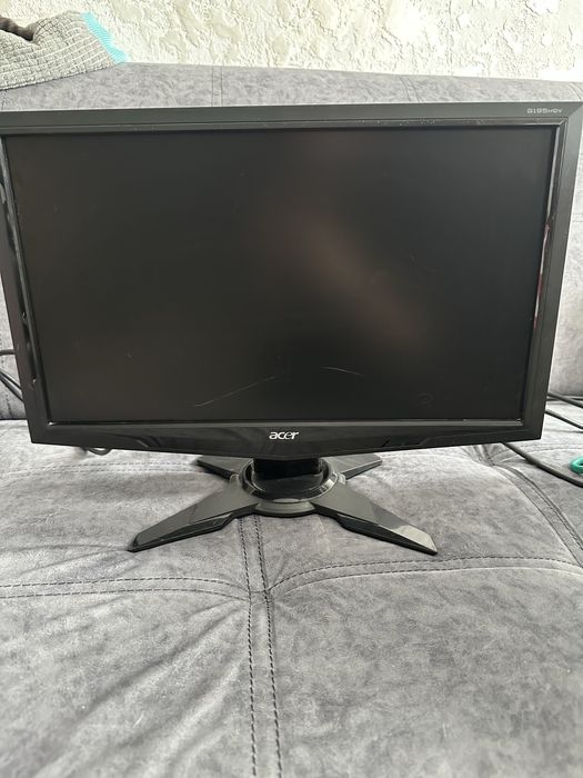 монитор acer и клавиатура