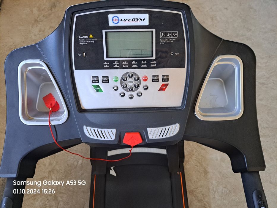 Тренажеры Велотренажер беговая дорожка атлетика фитнесс