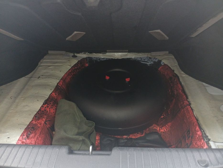 Gentra avtomat sotiladi