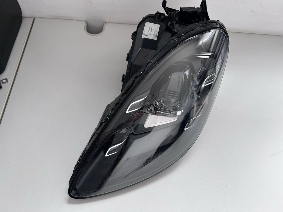Far Porsche Boxter / Cayman led