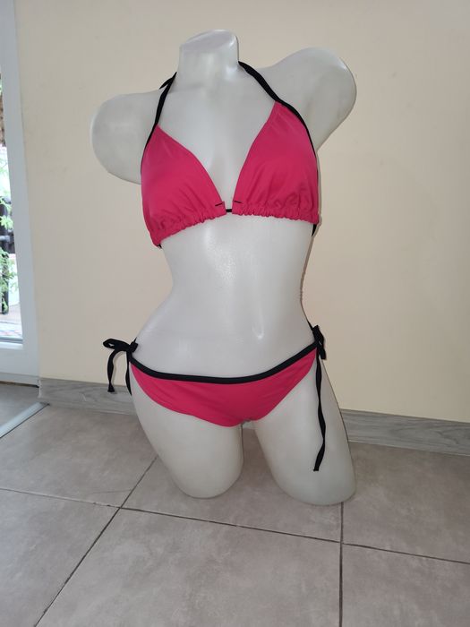 Дамски бански костюм