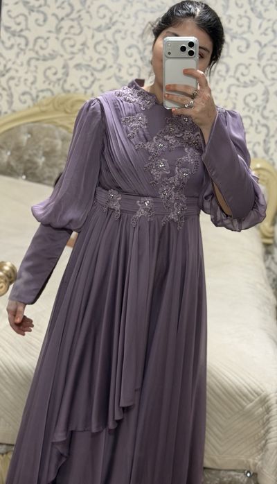 Вечернее платье