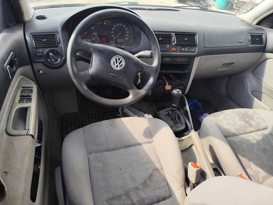VW Golf 4 - 1.4 - 75к.с - комби - 2000г. на части