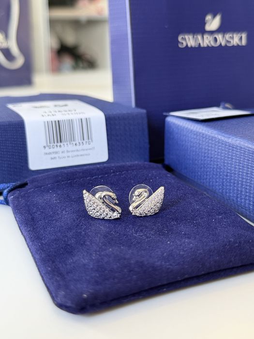 Cercei Swarovski lebada