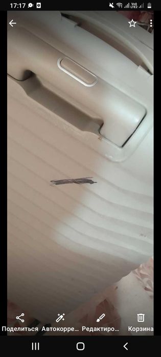 Продам чемодан на колесах