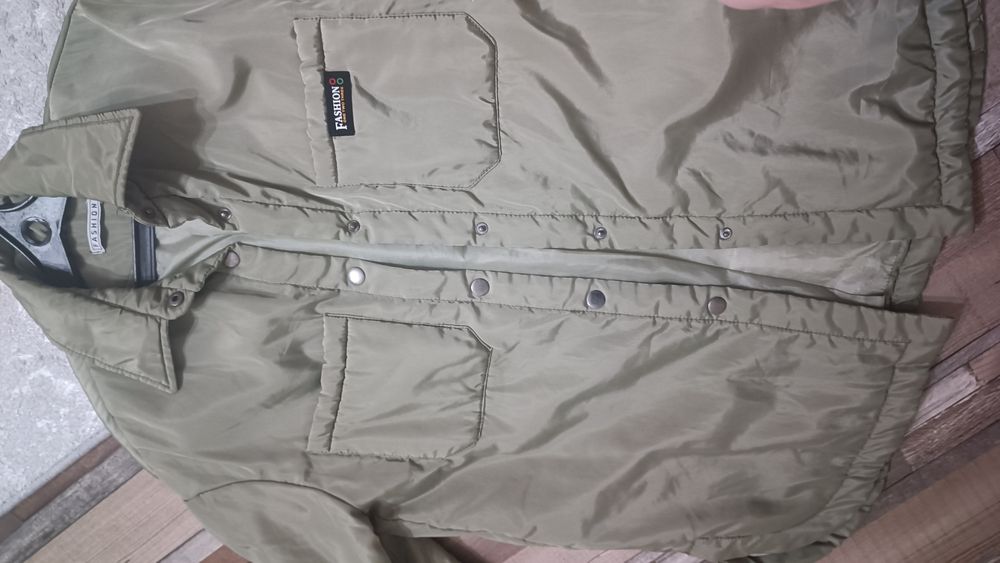 Продам куртку в виде рубашки.