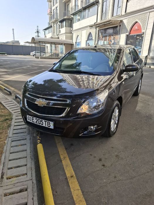 Aftomabil sotiladi sroshna