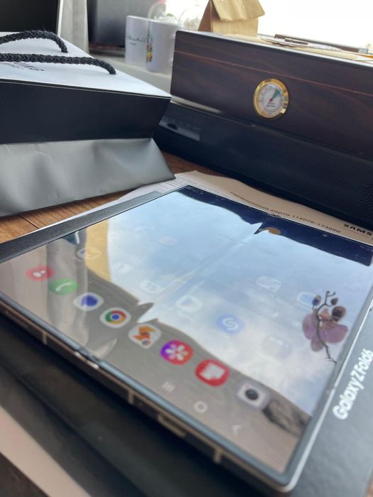 Samsung fold 6 silver