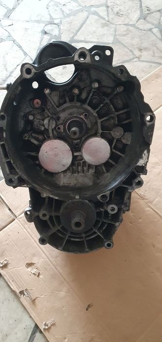 Cutie VW Touran 2004 diesel 2.0 azv 6+1 trepte