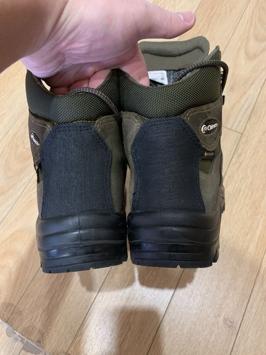 Продам обувь зимнюю