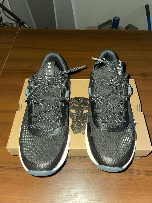 Кроссовки Under Armour