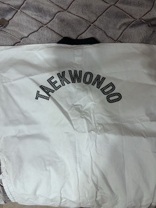 форма Тейквондо