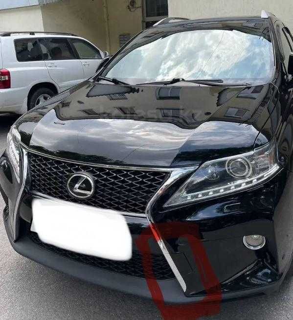 Накладка бампера Lexus RX350