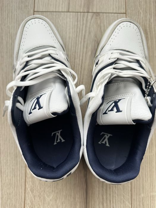 Adidași louis vuitton
