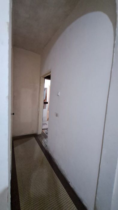 Чилонзор-12 продается квартира 2/1/4 балкон 2х6 огород подвал без рем.