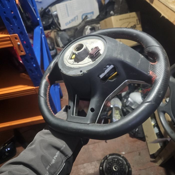 Волан за мерцедес w204 и други