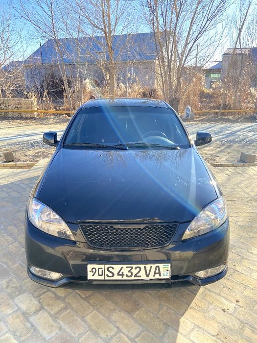 Chevrolet Lacetti 2010 yil xolati idealni uzim yedab yurgan moshinm