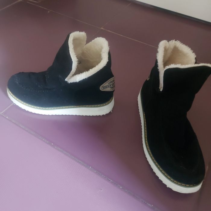 Vind ghete îmblănite marimea 37 , 38