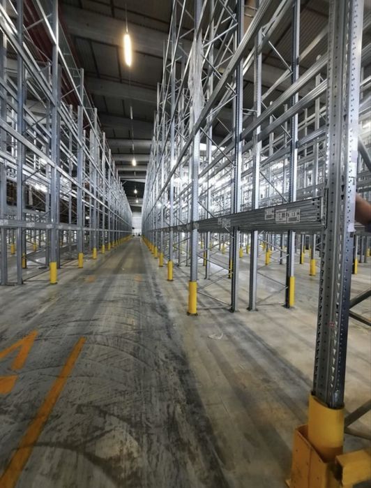 Rafturi metalice industriale