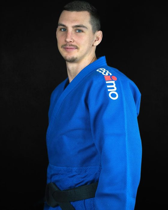 Кимоно по Джудо Essimo