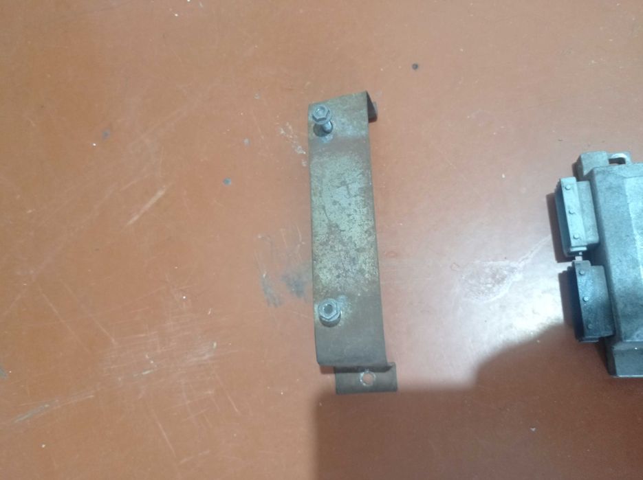 Крепление для ЭБУ LOVATO