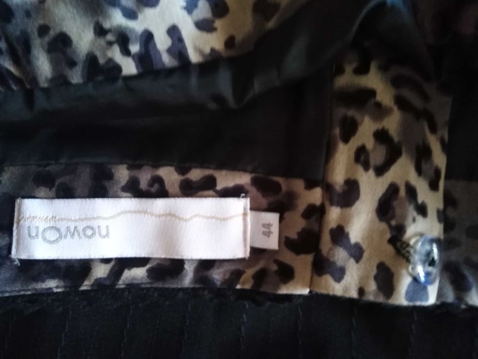 Дрехите са без забележки.Цената е на брой.