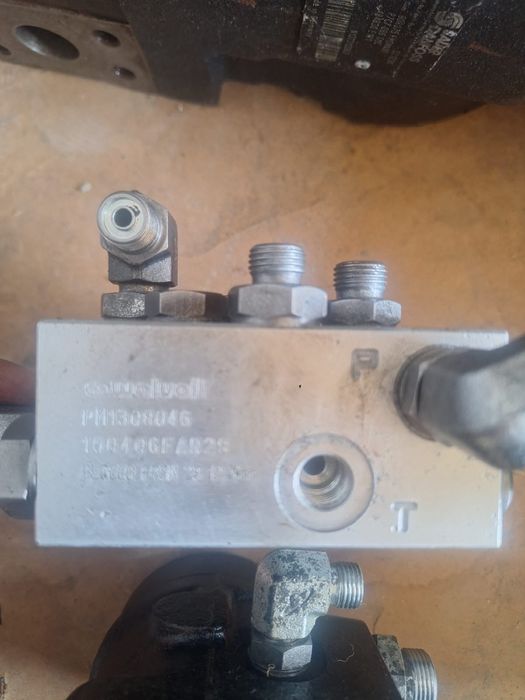 Гидравлический распределитель