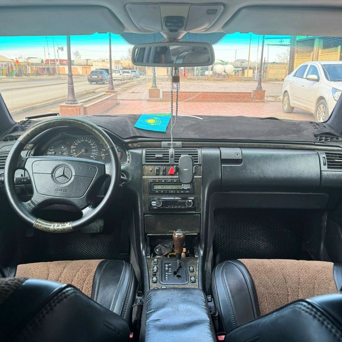 Мерседес лупарик