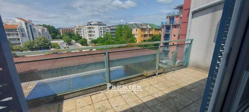 Просторно студио в южната част на Слънчев Бряг