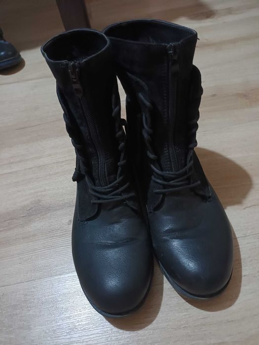 Дамски зимни боти