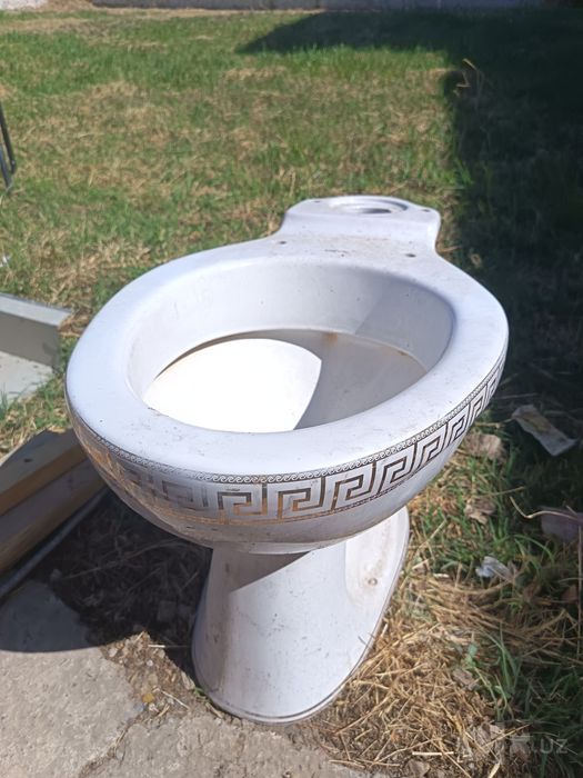 Новый унитаз комплект