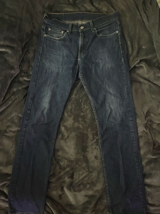 Blugi levis 513 purtati