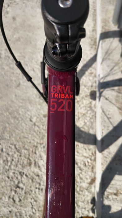 Bicicleta Gravel Triban 520 echipare Shimano 105, 10,7KG, marime M (nu Cube, Merida, Scott)