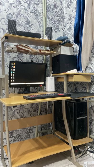 капьютер сатылад срочно столмен бырге