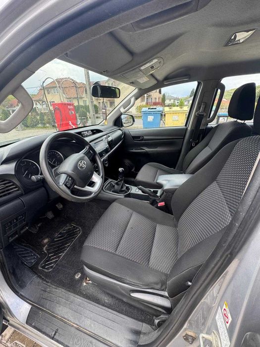 Vand Toyota Hilux 2018, TVA deductibil