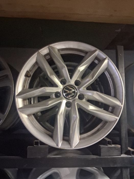 Vînd jante cu sau fără anvelope