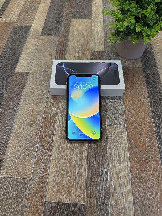 Продам iPhone XR 128GB