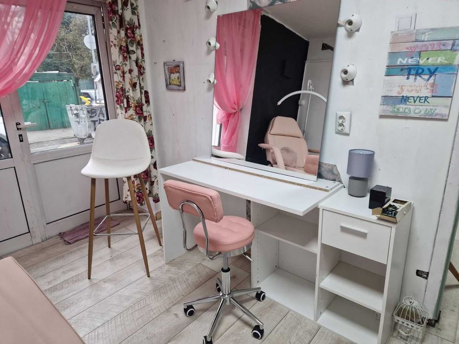 Обзаведен и разработен фризьорски салон  в София, район “Оборище”