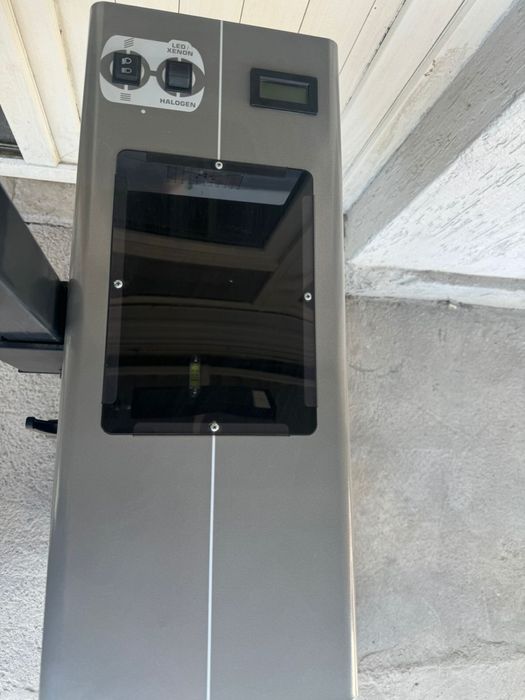 Аппарат для регулировки фар